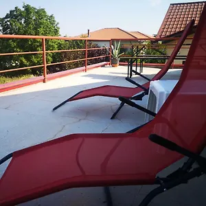 Apartament Iulia Apartament Voluntari